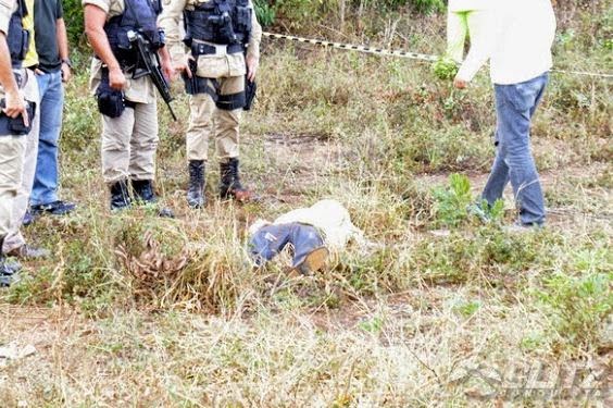Equatoriana procura homem em Entroncamento-3468