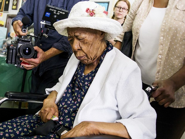 Mulheres mais velhas procuram novos em new york-8728